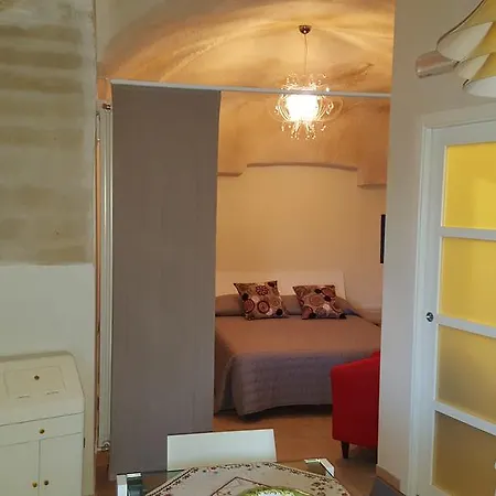 Casa Il Gufo E La Pupa بيت للعطل